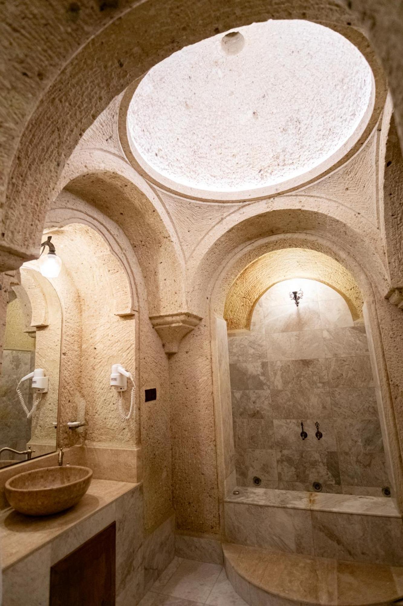 Kemerhan Cave Suites 어굽 외부 사진