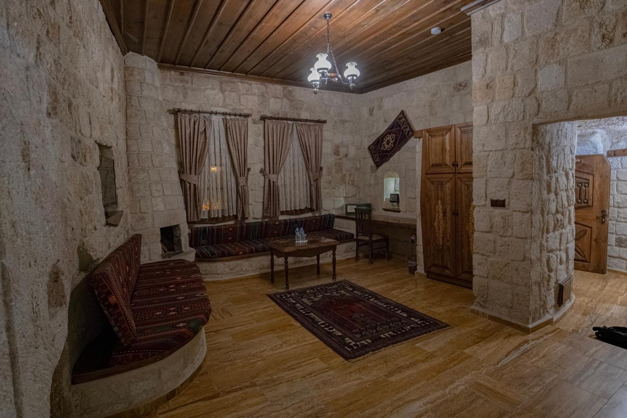 Kemerhan Cave Suites 어굽 외부 사진